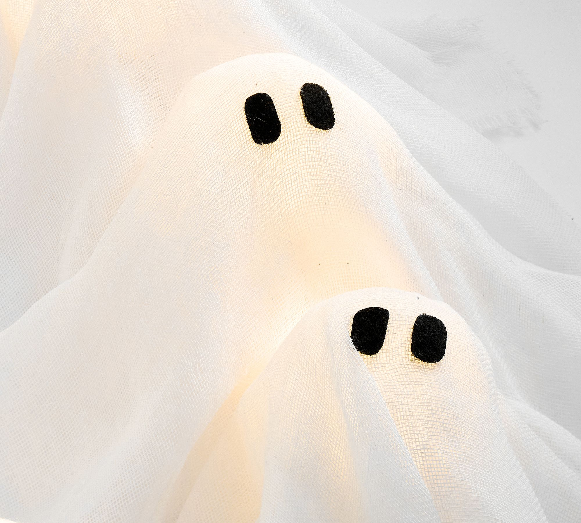 Lit Ghosts Wreath