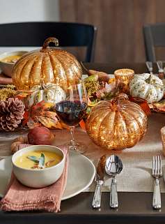 Glowing Glass Pumpkins 