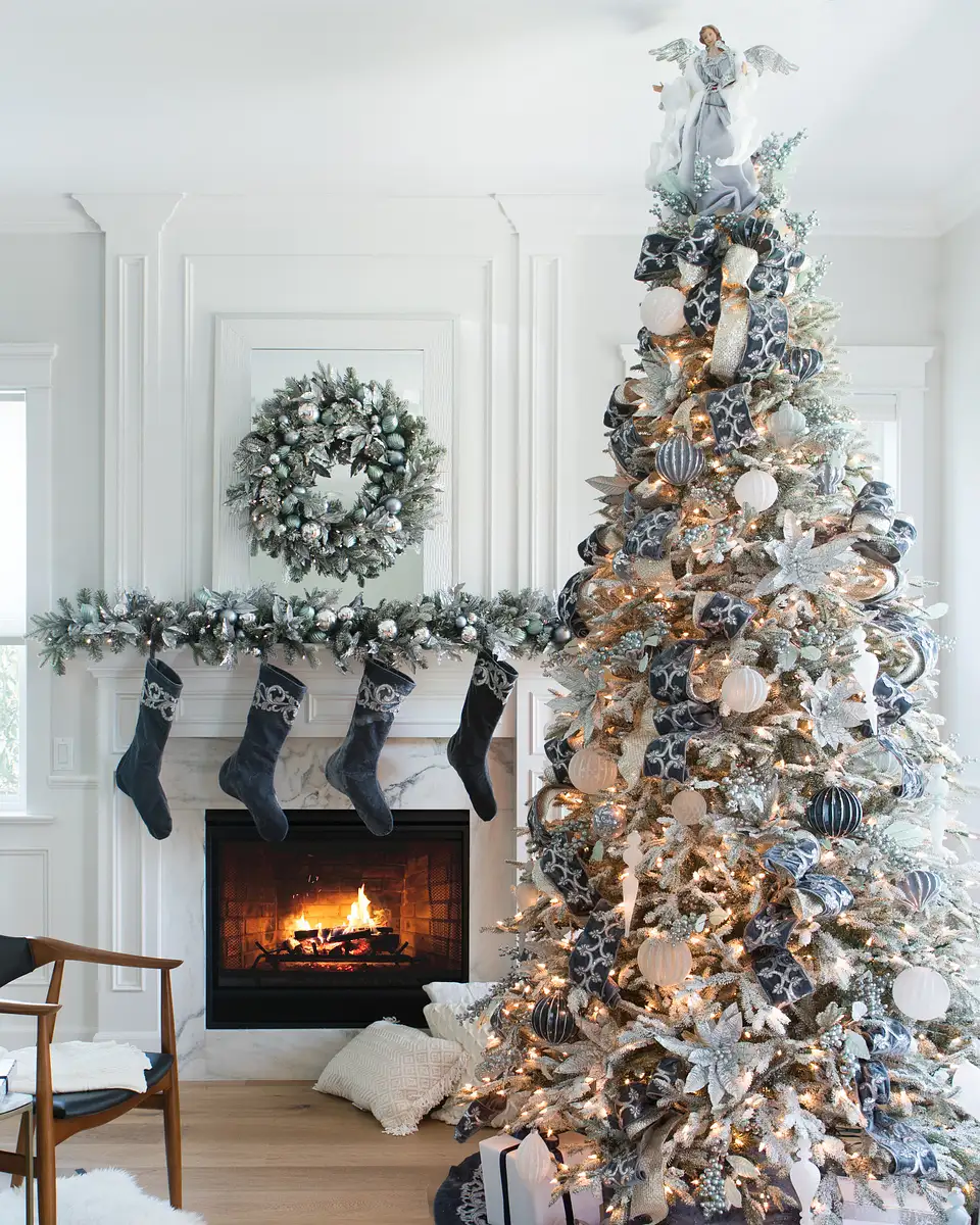 Frosted Fraser Fir® Christmas Tree