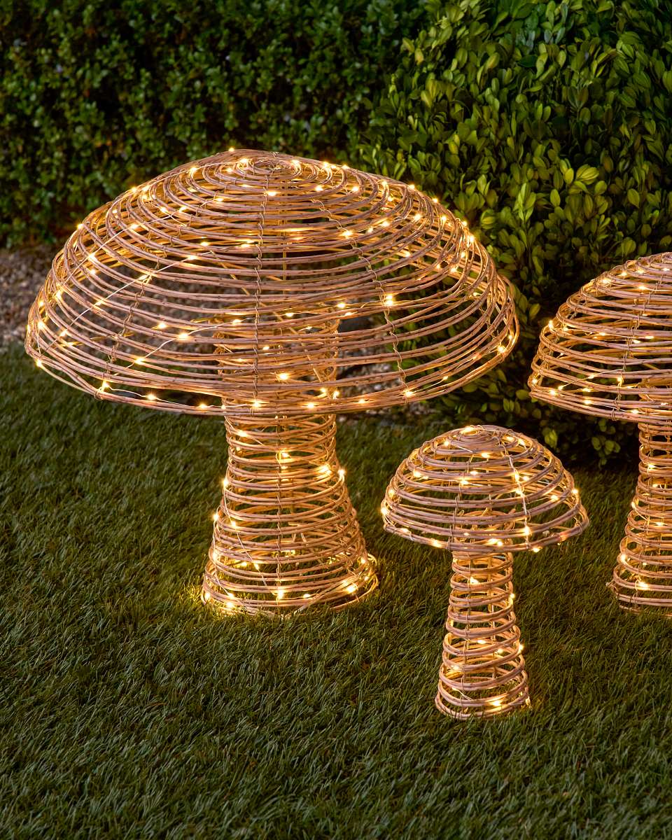 Outdoor Lit All-Weather Wicker Mushrooms