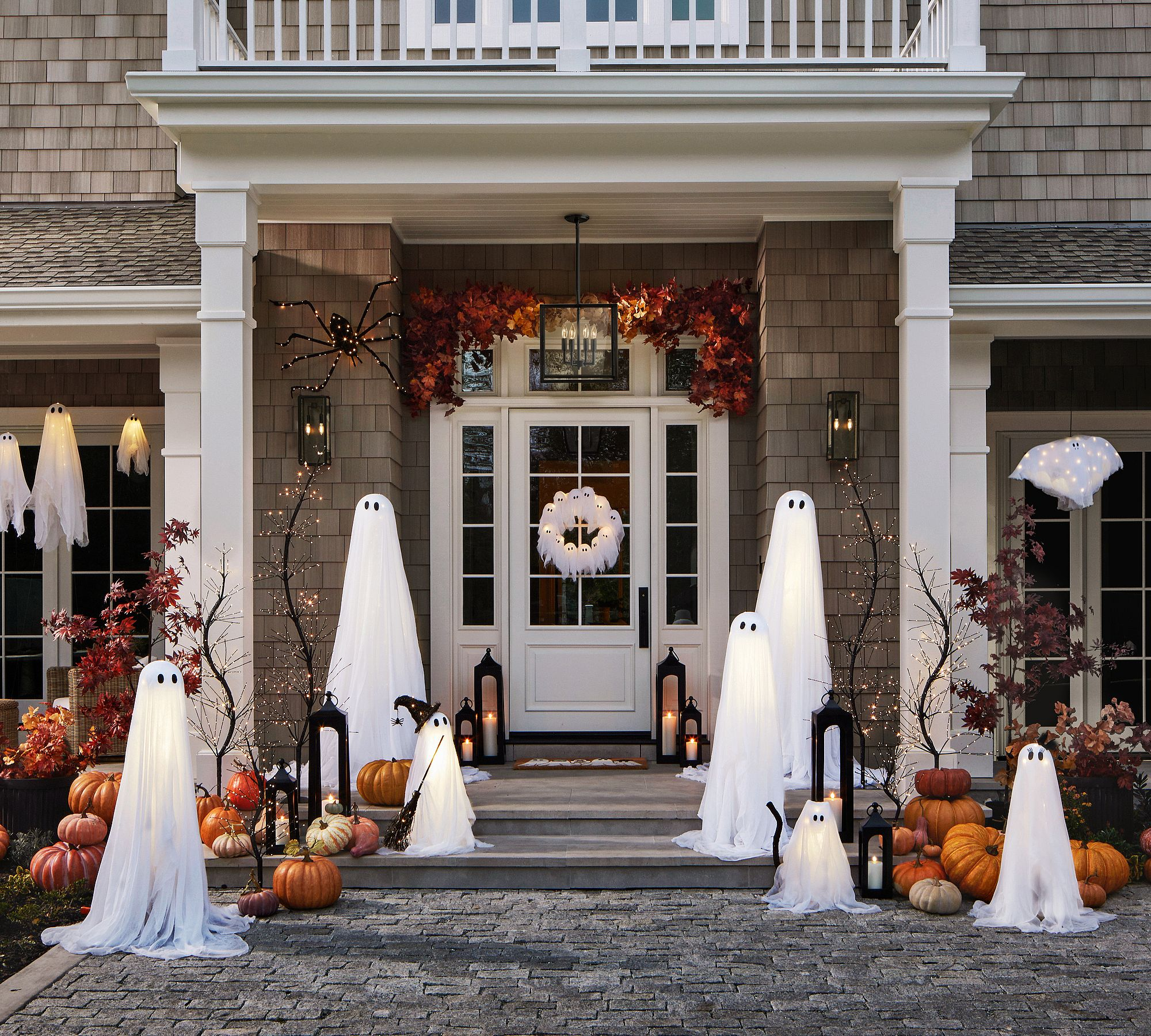 Lit Ghosts Wreath