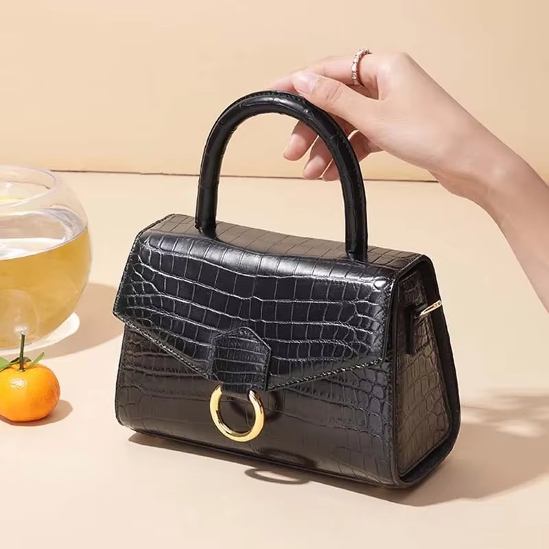 ouluoer import new crocodile leather female bag  fashion crocodile bag  women flap black  women handbags
