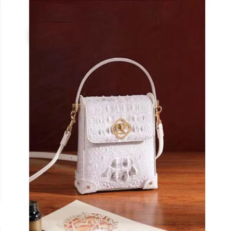 ouluoer  women crocodile leather bag one shoulder bag  fashion  mini  Female bag