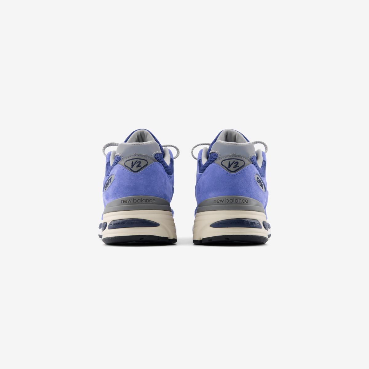 U991WB2 - Blue