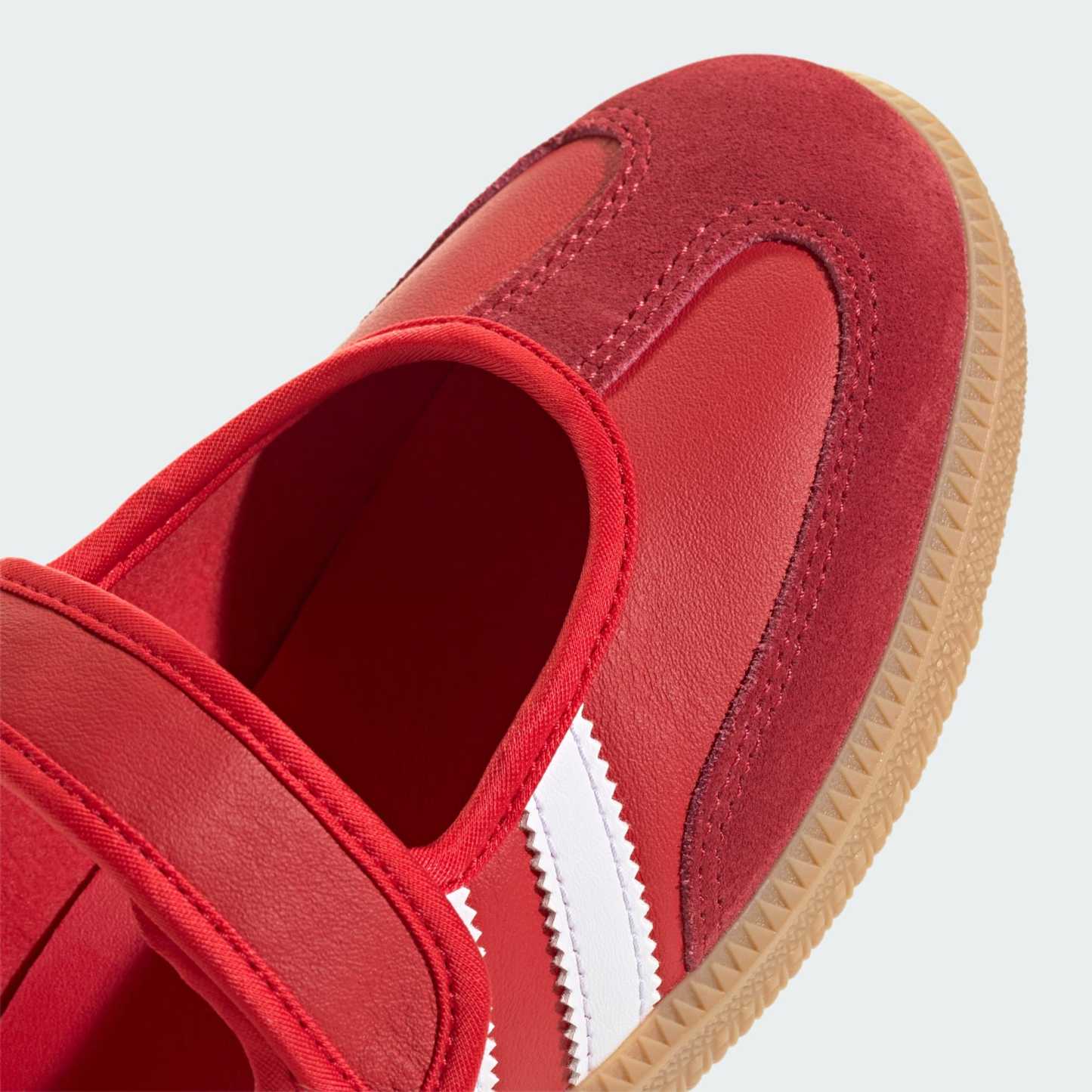 삼바 제인 - Better Scarlet / Team Victory Red / Gum