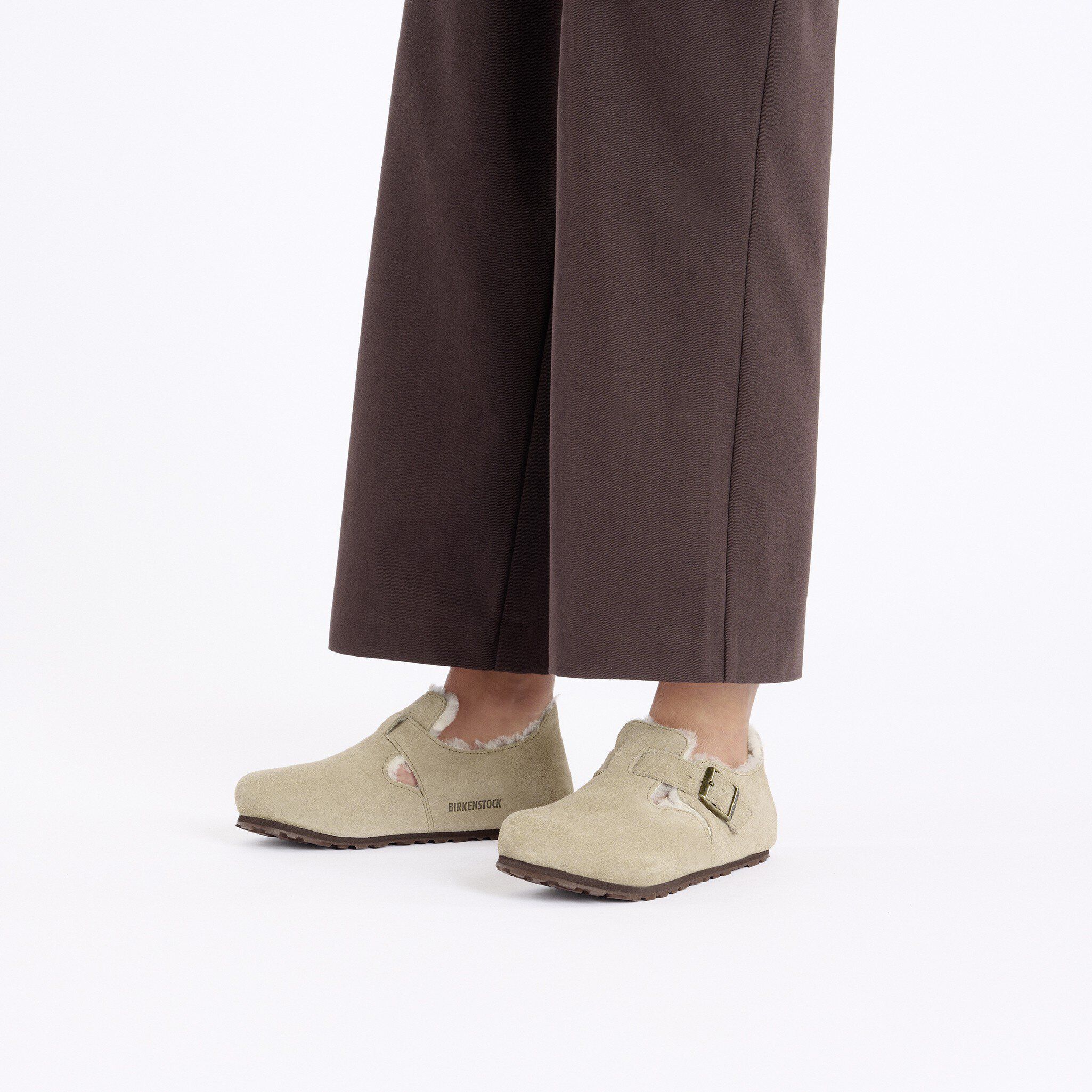 런던 시어링 - 타우페 - 8