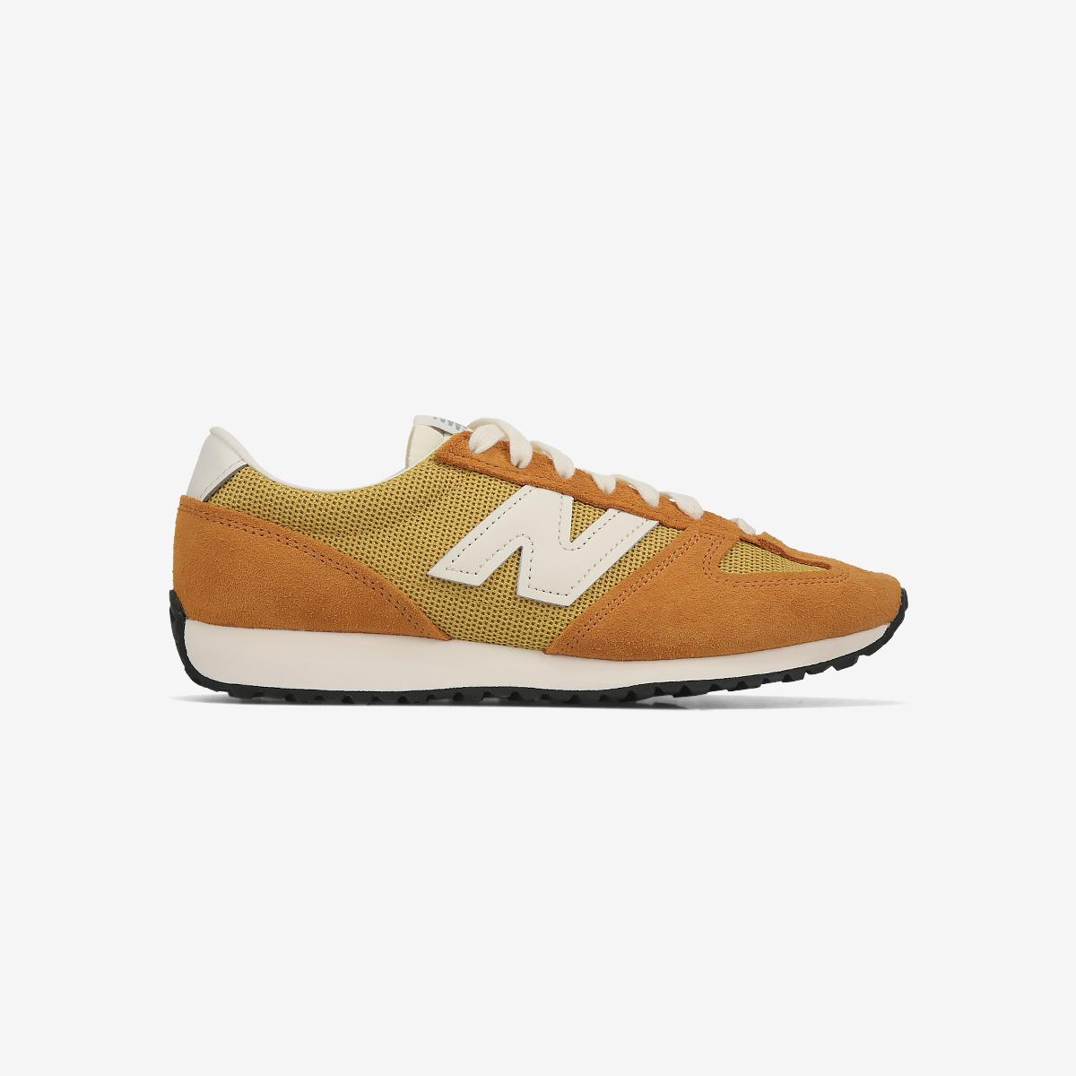 U47193N - Yellow