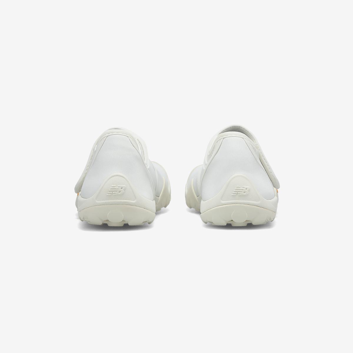 MT26IO - Ivory