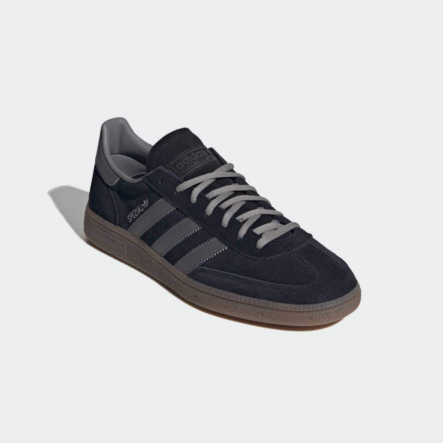 핸드볼 스페지알 - Core Black / Grey Strata / Gum - KZ6707 - Front Lateral Top View