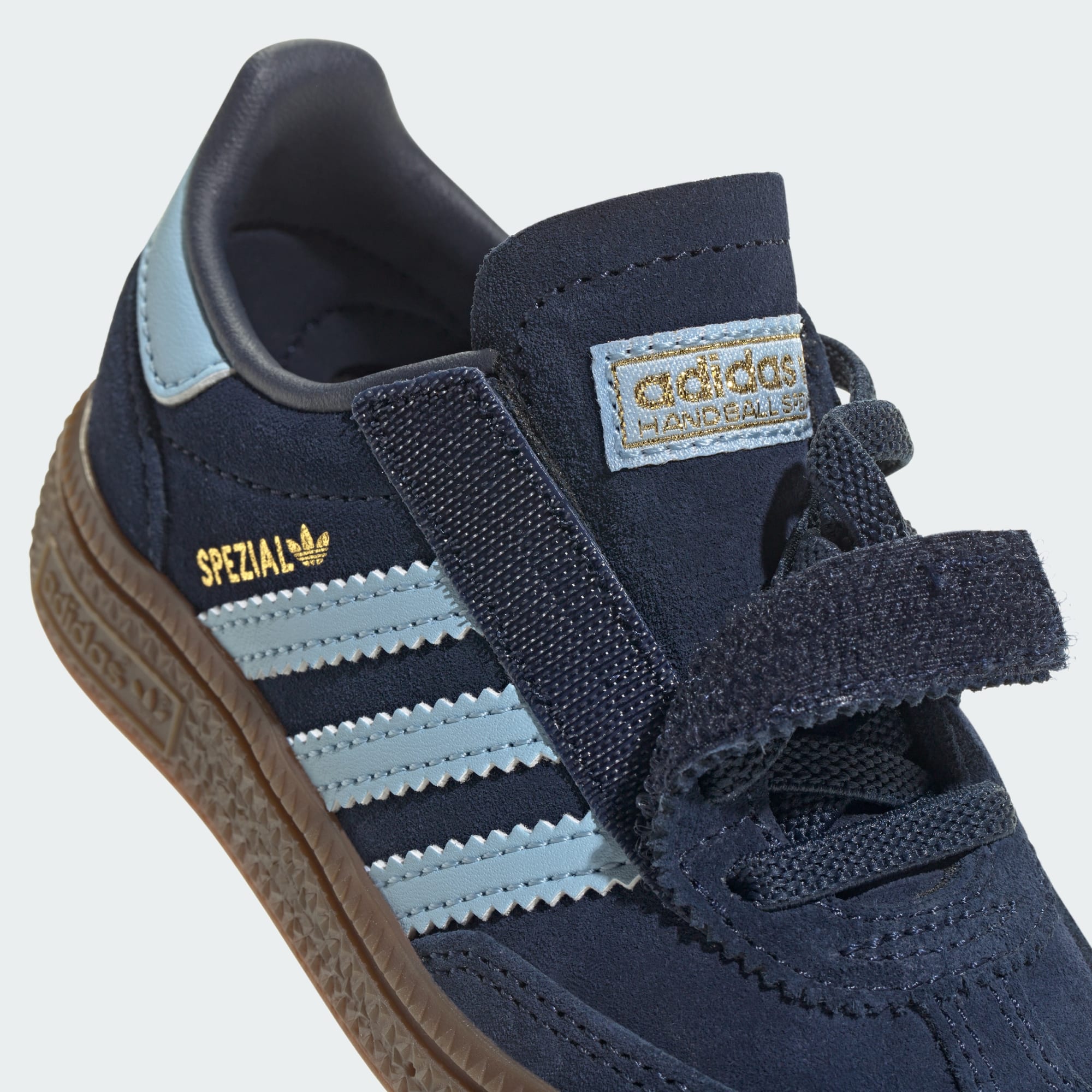핸드볼 스페지알 컴포트 클로저 EL - Collegiate Navy / Clear Sky / Gum - JI2899 - Detail View 3