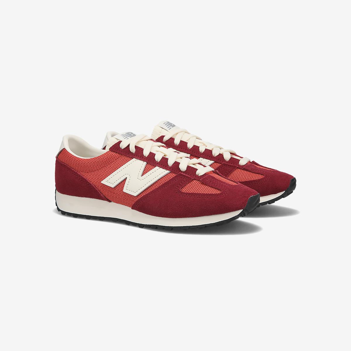 U47193N - Red