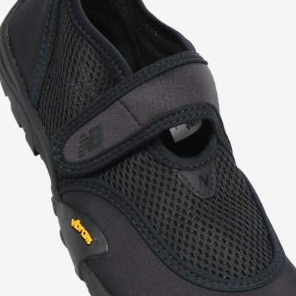 MT26IO - Black