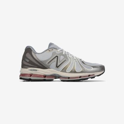 U18907NG - Silver