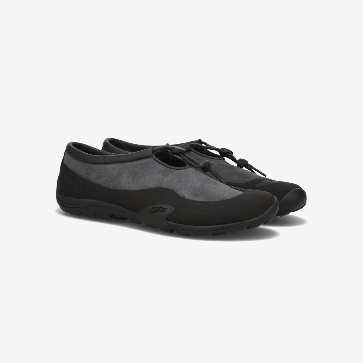 MT10T2PJ - Black
