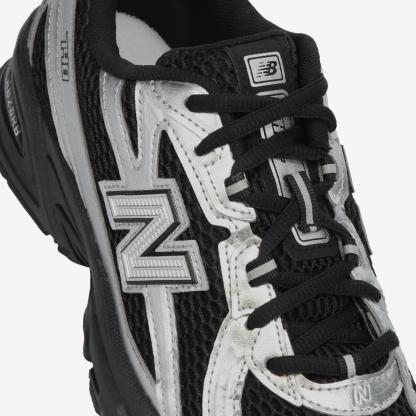 U7403FT - Black