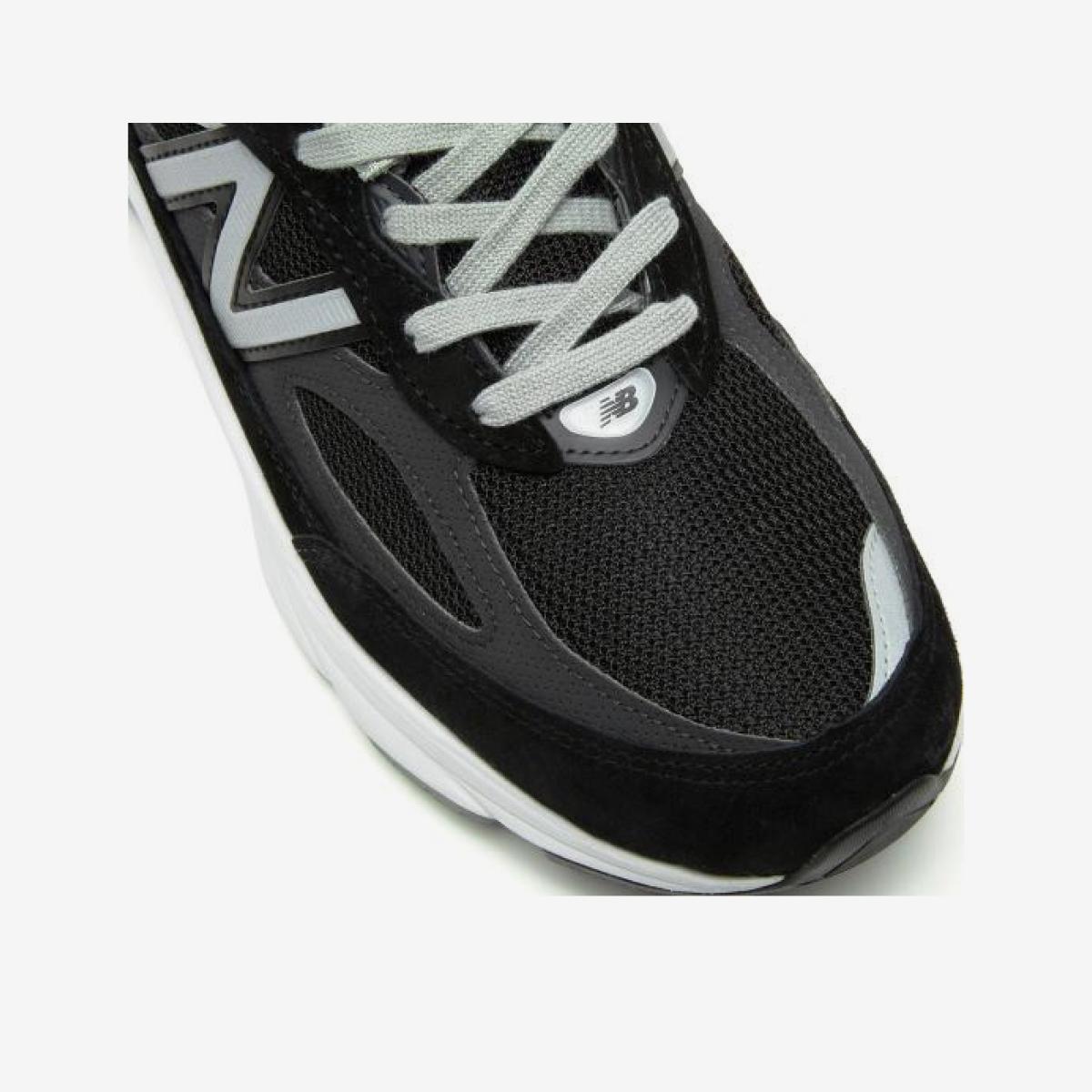 W990BK6 - Black