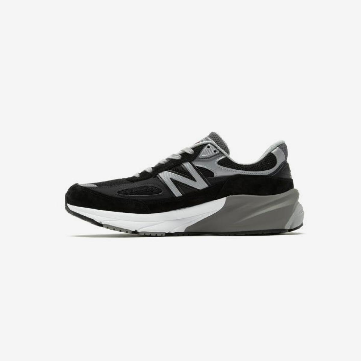 W990BK6 - Black