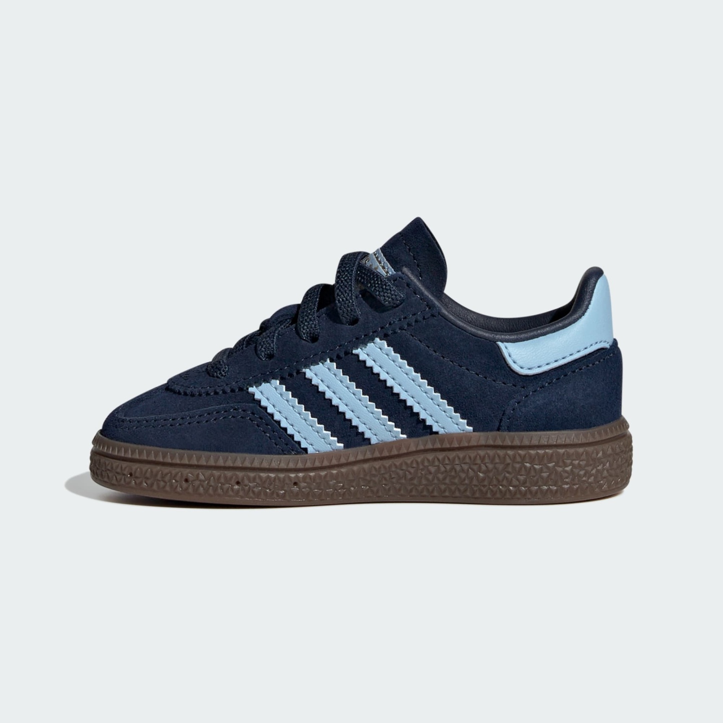 핸드볼 스페지알 컴포트 클로저 EL - Collegiate Navy / Clear Sky / Gum - JI2899 - Side Medial Center View