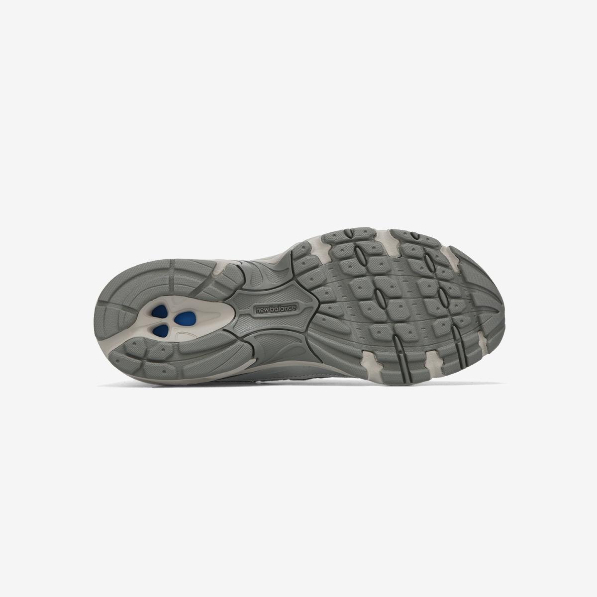 U7403FT - Gray