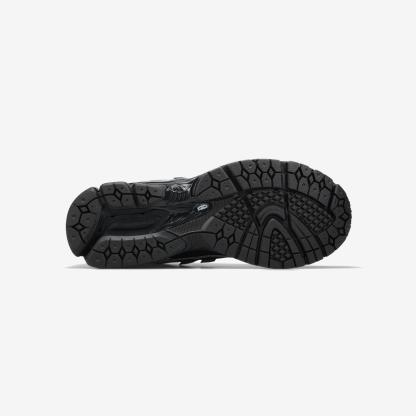 U19069BR - Black