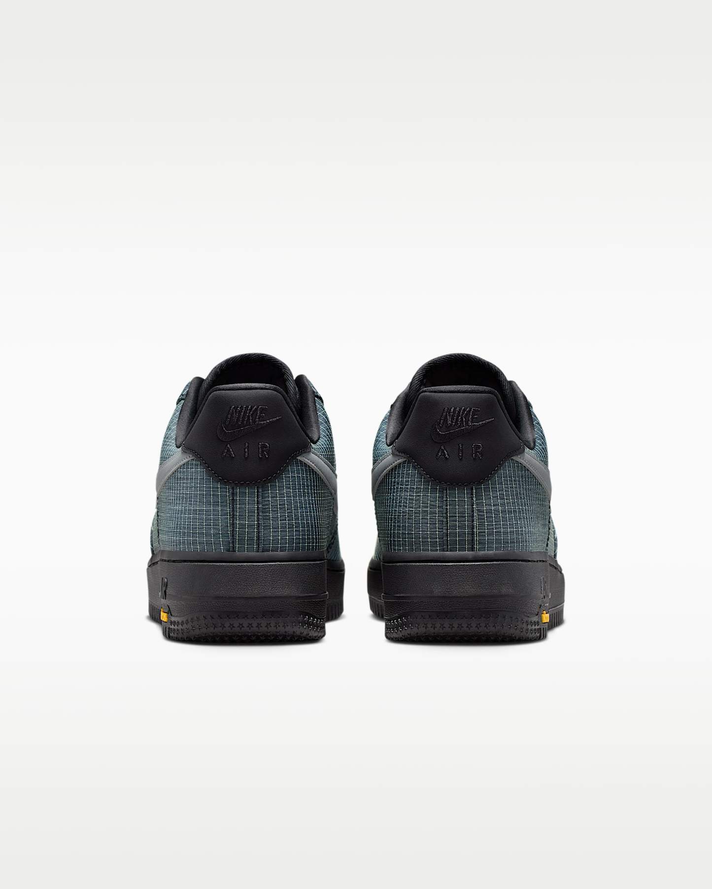 나이키 에어 포스 1 ’07 LX Vibram® 남성 신발 - 블랙/라이트 레몬 트위스트/스피드 옐로우/스모크 그레이