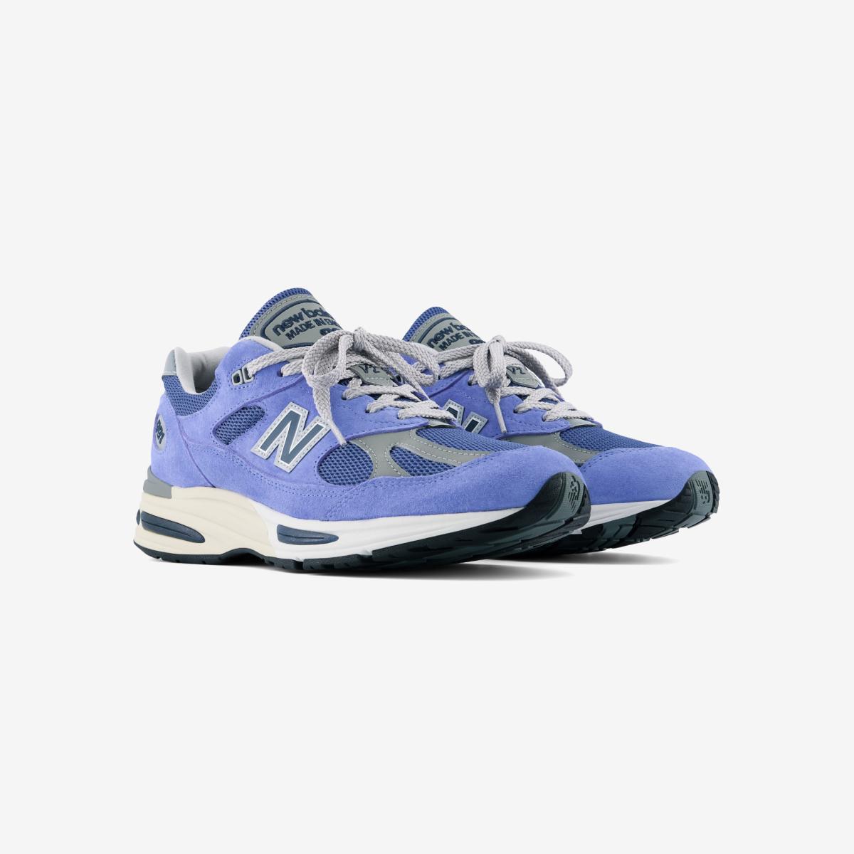 U991WB2 - Blue