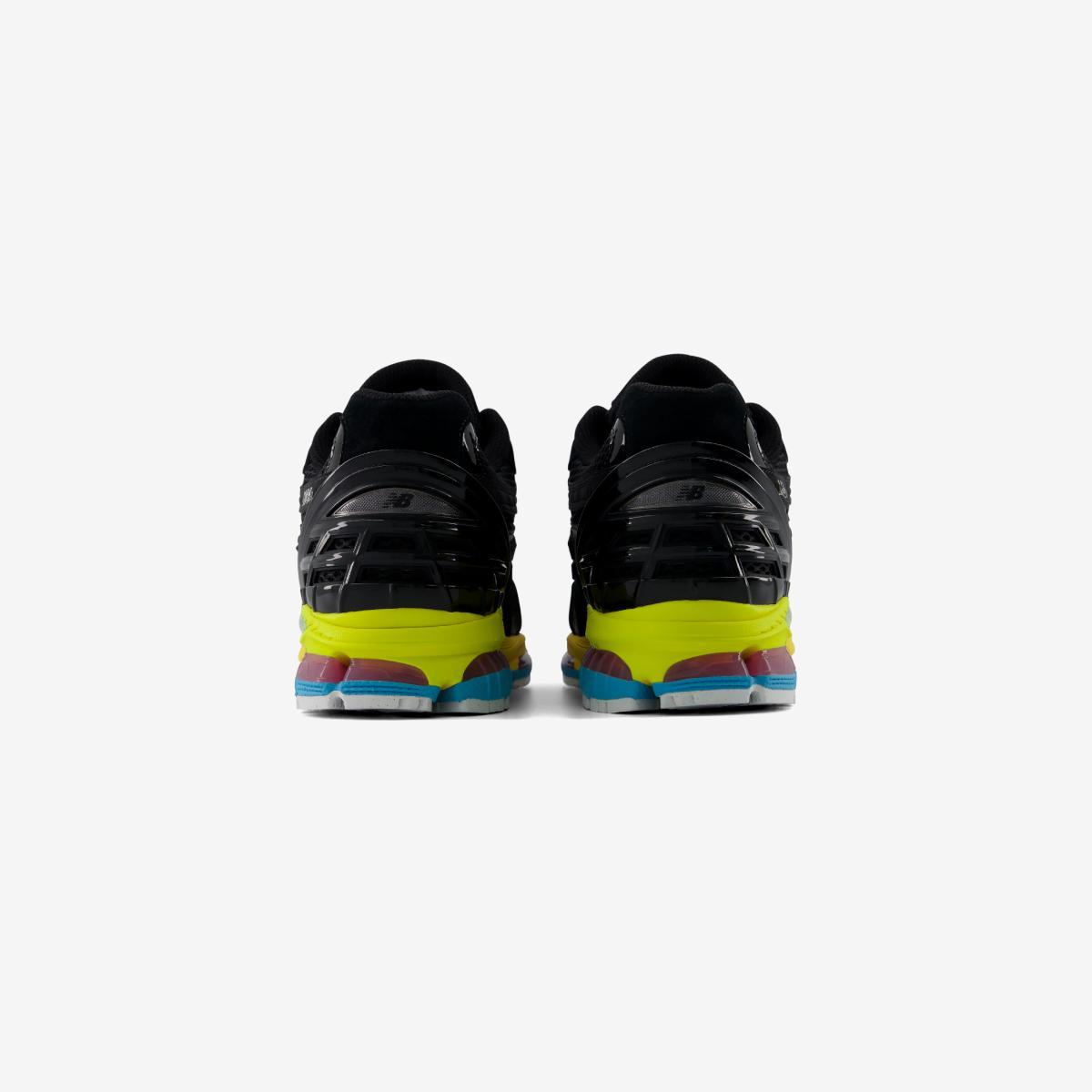 U19549XD - Black