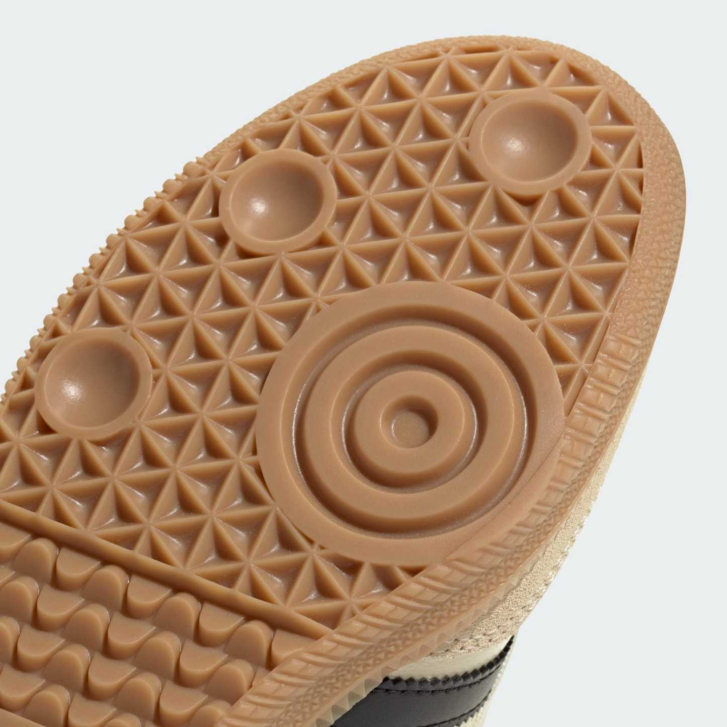 삼바 제인 - Cream White / Gum / Core Black