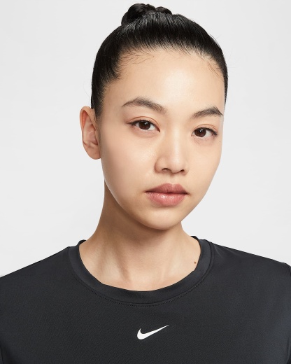 나이키 원 클래식 여성 드라이 핏 반팔 탑 - 블랙/화이트