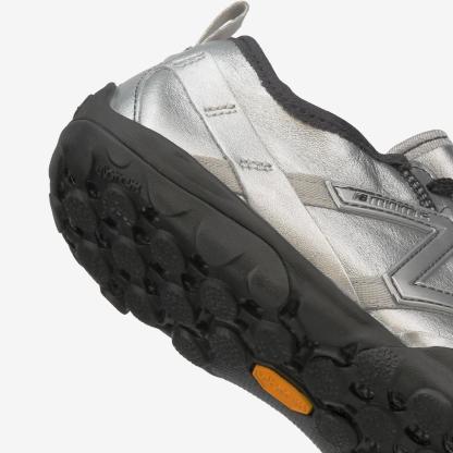 MT10O6NW - Silver