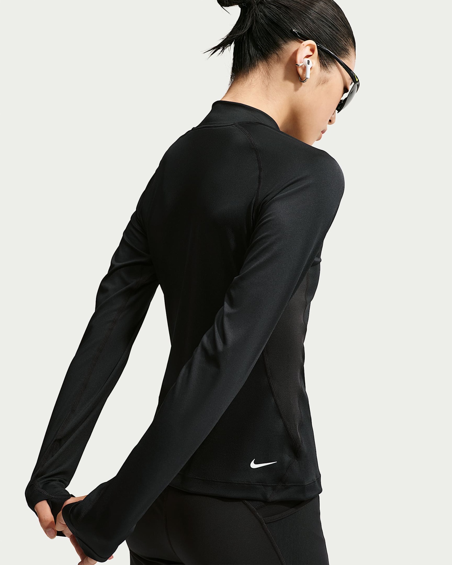 ACG 와일드씨 여성 드라이 핏 쿼터집 긴팔 하이킹 탑 - 블랙/서밋 화이트