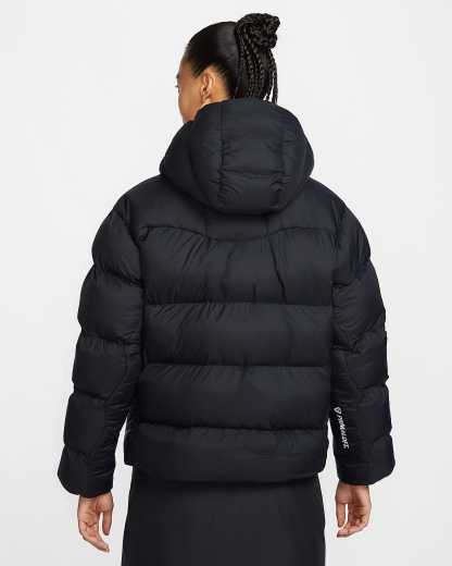 나이키 ACG '루나 레이크' PrimaLoft® 여성 써마 핏 ADV 루즈 후드 재킷 - 블랙/블랙/블랙/서밋 화이트