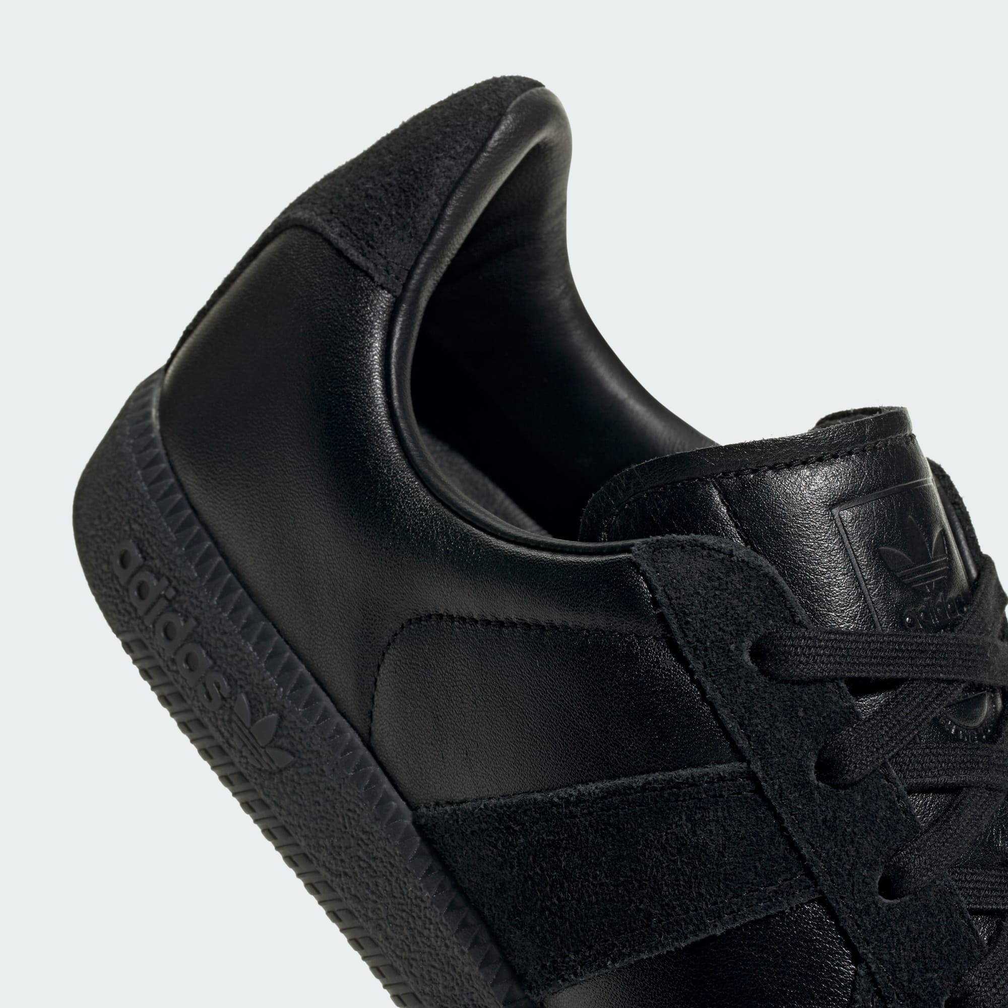 BW 아미 - Core Black / Core Black / Core Black
