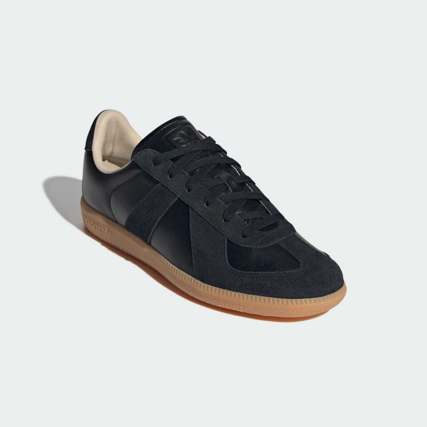 BW 아미 - Core Black / Core Black / Gum