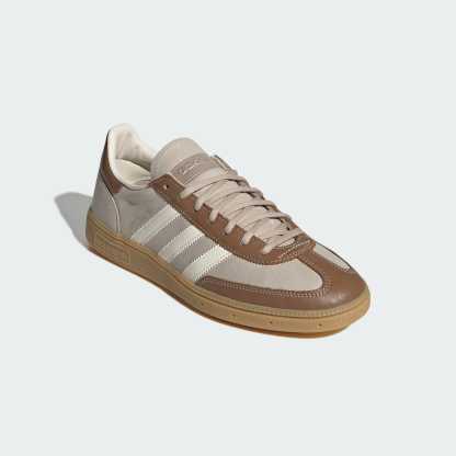 핸드볼 스페지알 - Khaki Three / Cream White / Brown Desert - KJ7418 - Front Lateral Top View