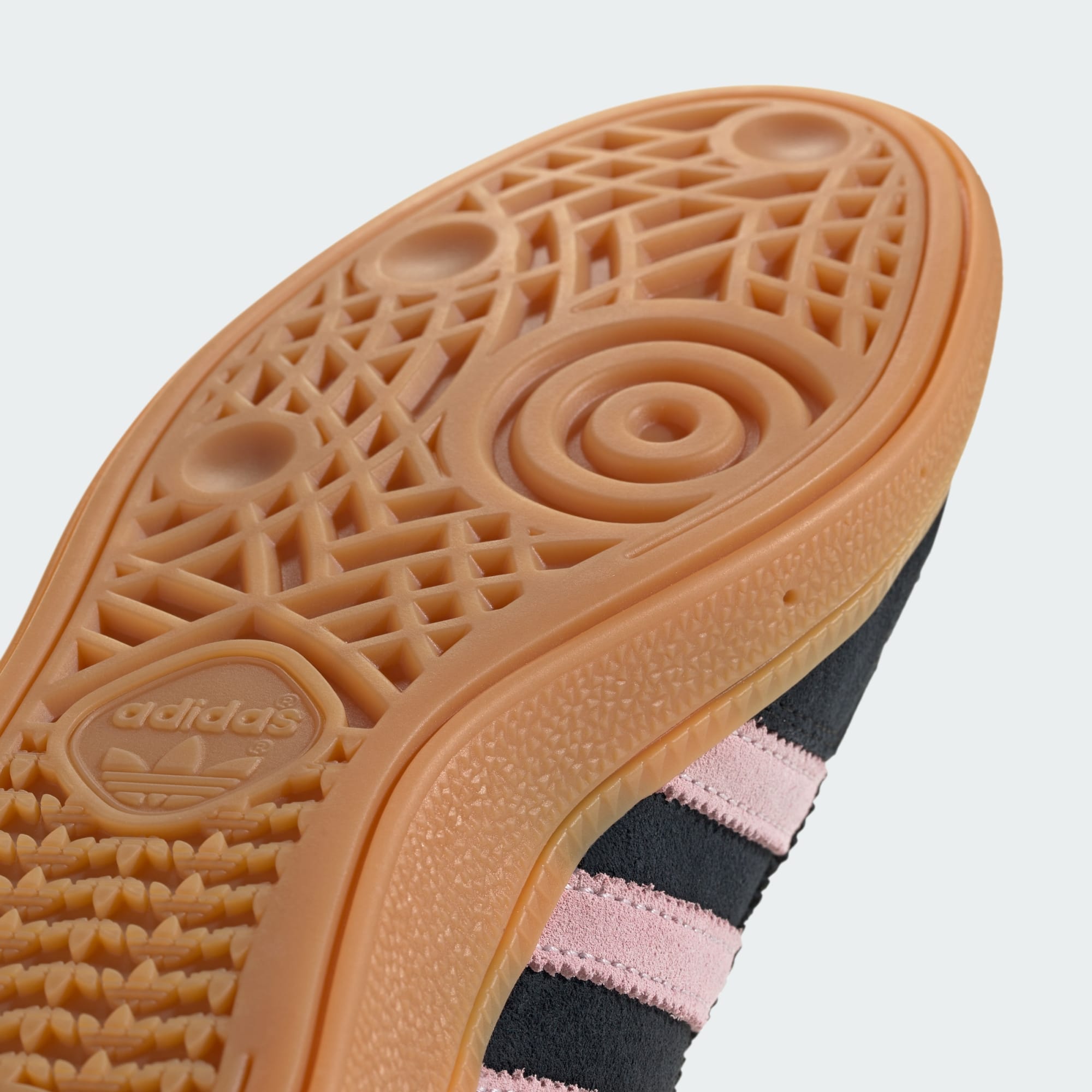 HANDBALL SPEZIAL SHOES - Core Black / Clear Pink / Gum - IE5897 - Detail View 1