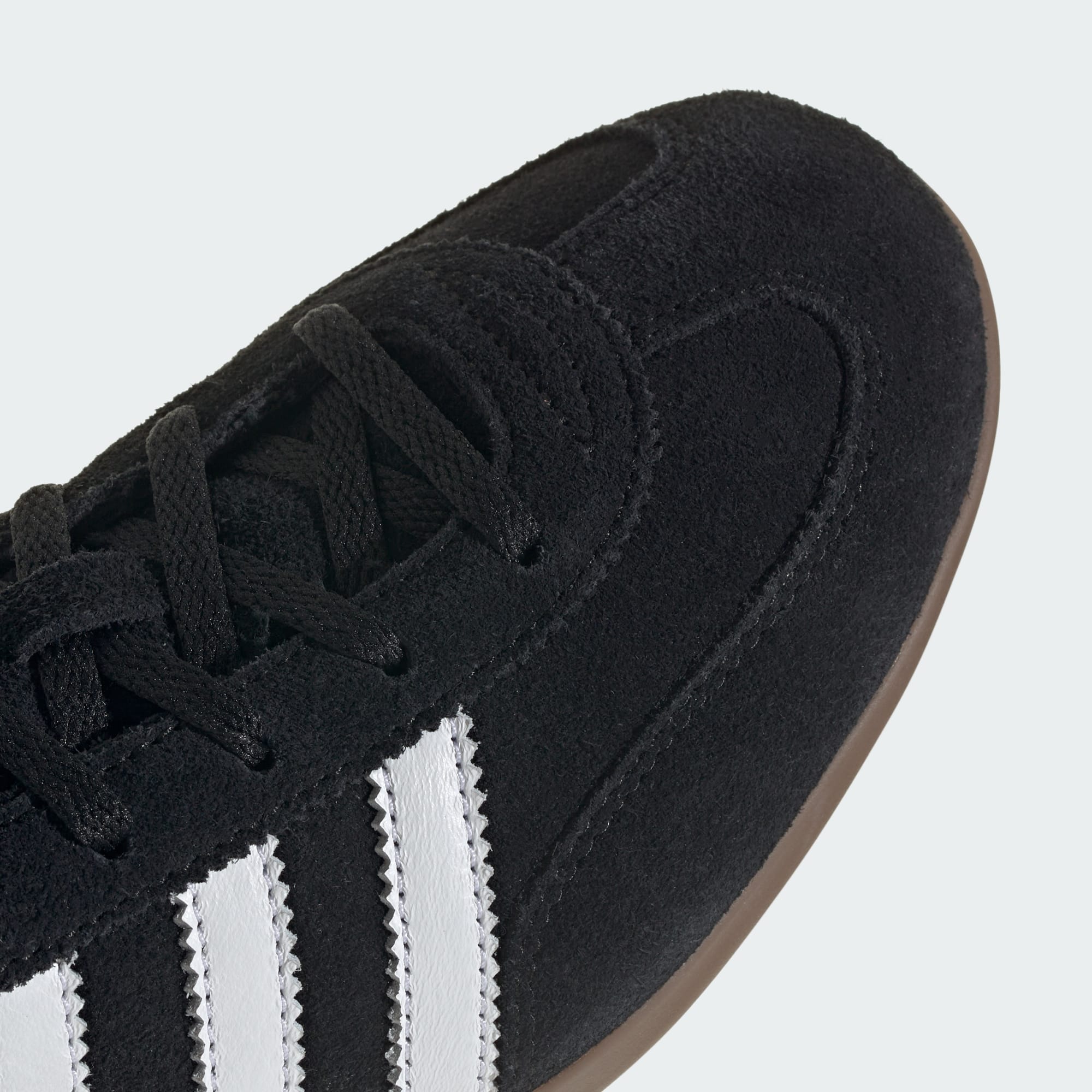 핸드볼 스페지알 로우 프로 - Core Black / Cloud White / Gold Metallic - KJ3629 - Detail View 2