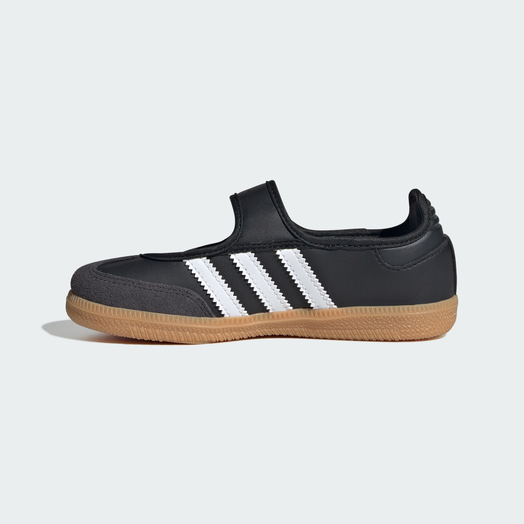 삼바 제인 - Core Black / Cloud White / Gum