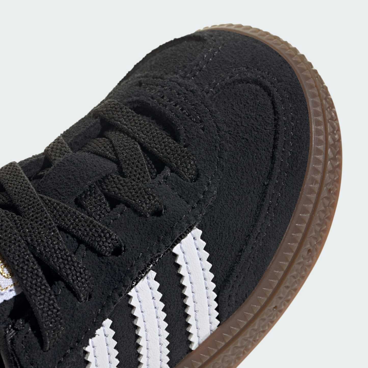 핸드볼 스페지알 컴포트 클로저 EL - Core Black / Cloud White / Gum - JI2898 - Detail View 1