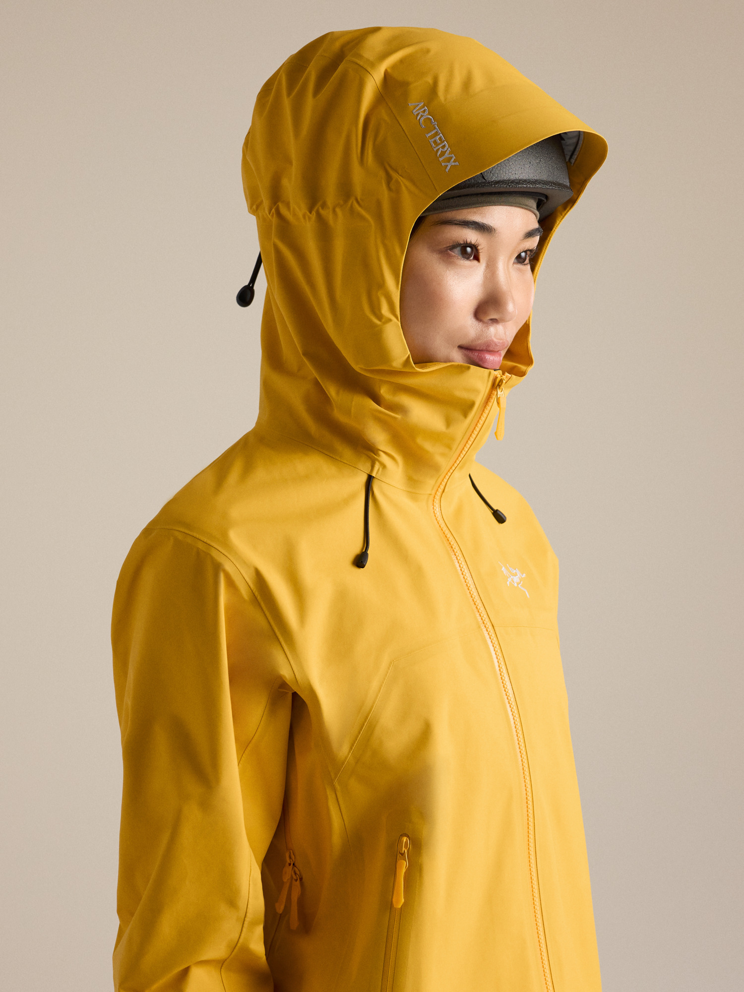베타 SL 재킷 여성 LARCH