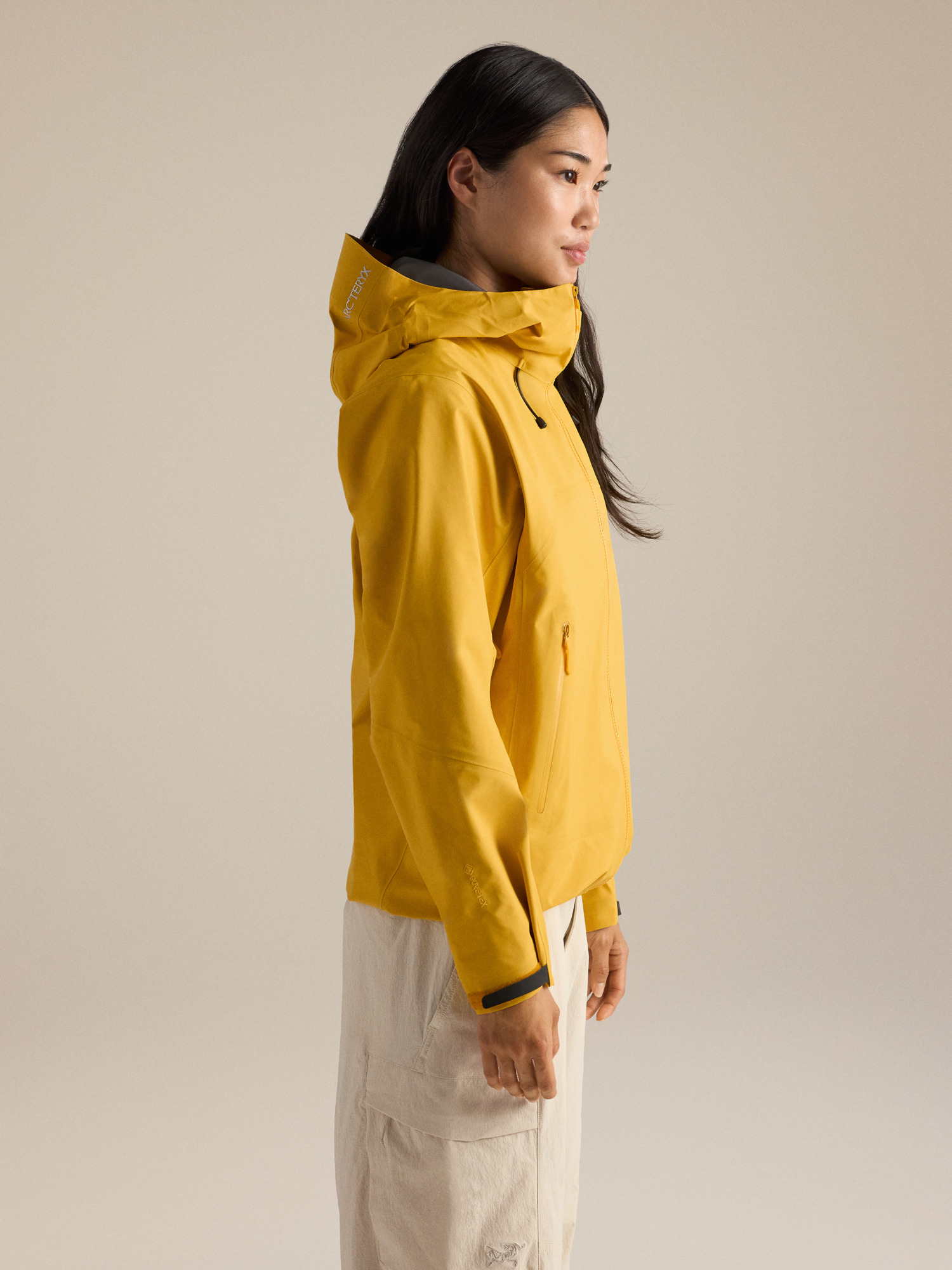 베타 SL 재킷 여성 LARCH