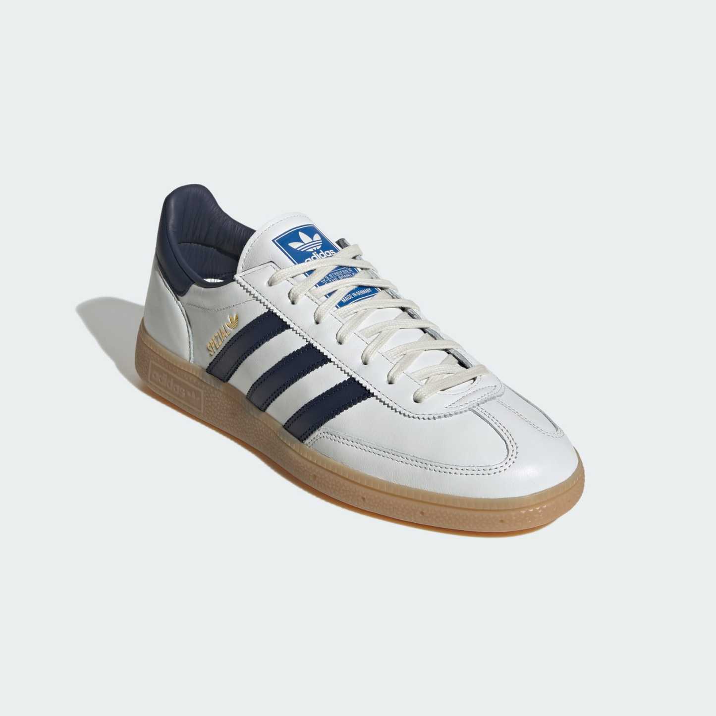 핸드볼 스페지알  Made in Germany - Core White / Night Indigo / Gum - JR9532 - Front Lateral Top View