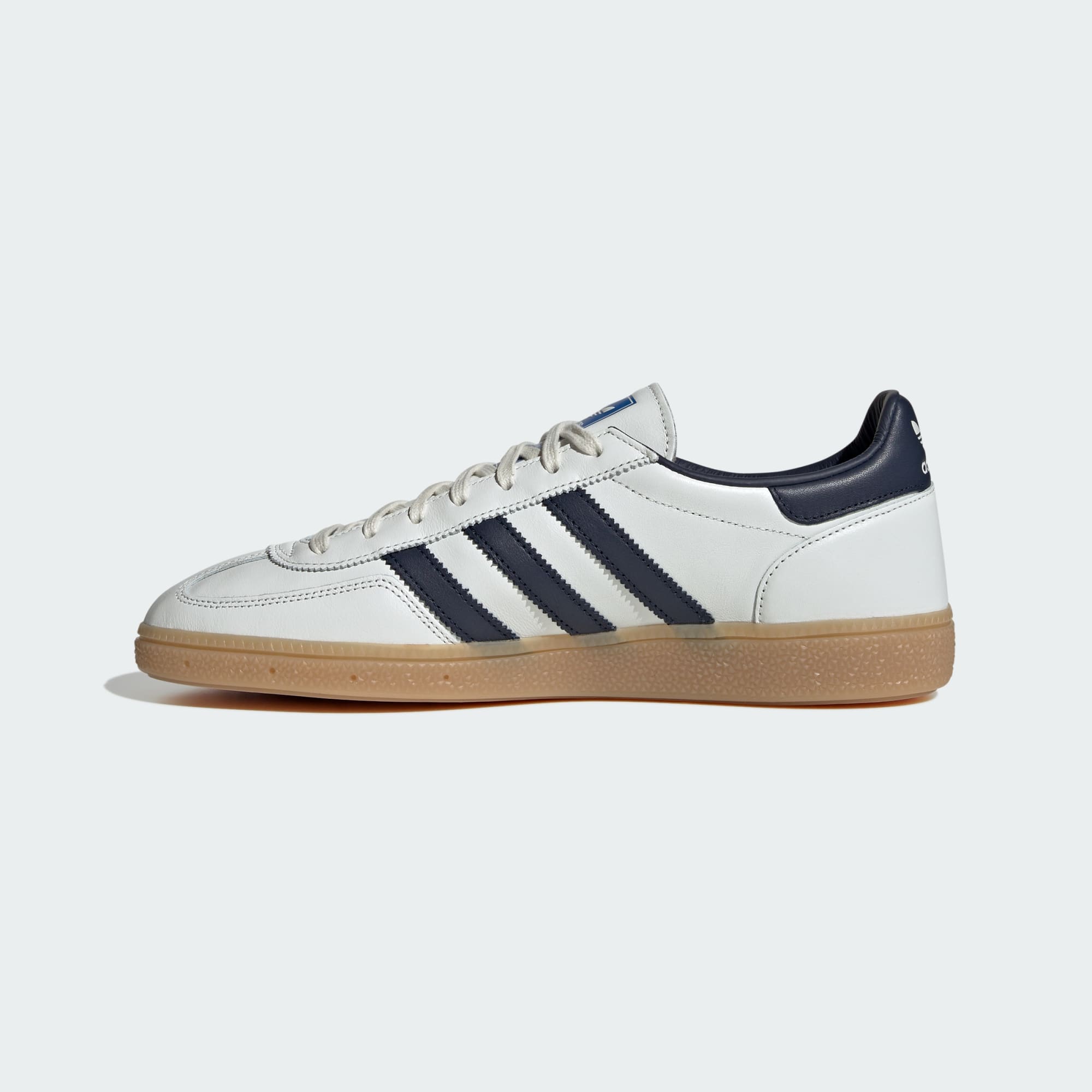 핸드볼 스페지알  Made in Germany - Core White / Night Indigo / Gum - JR9532 - Side Medial Center View