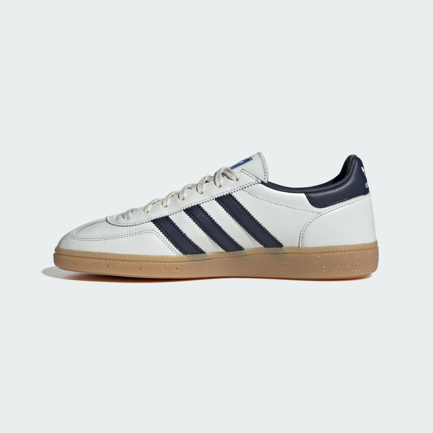 핸드볼 스페지알  Made in Germany - Core White / Night Indigo / Gum - JR9532 - Side Medial Center View