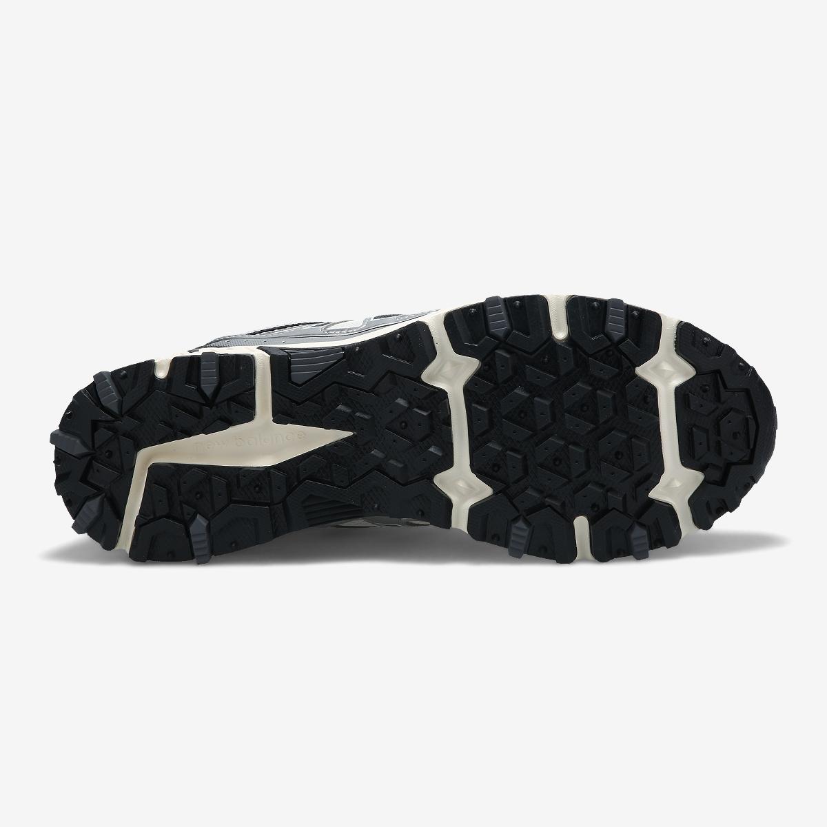 MT410CK5 (2E) - Black (19)