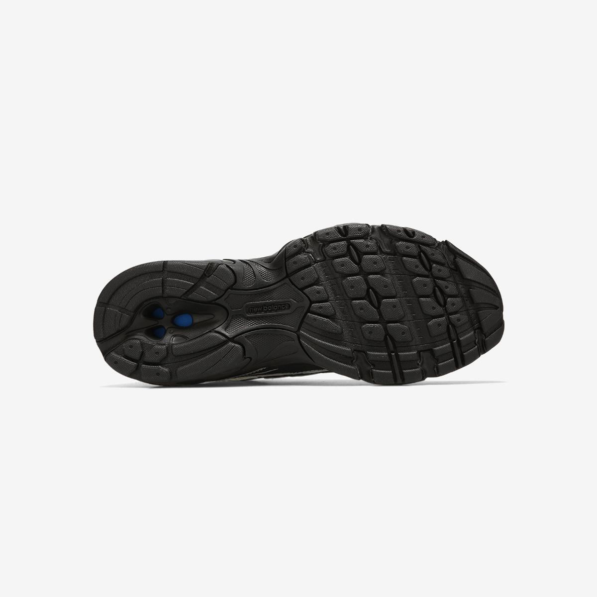 U7408PL - Black