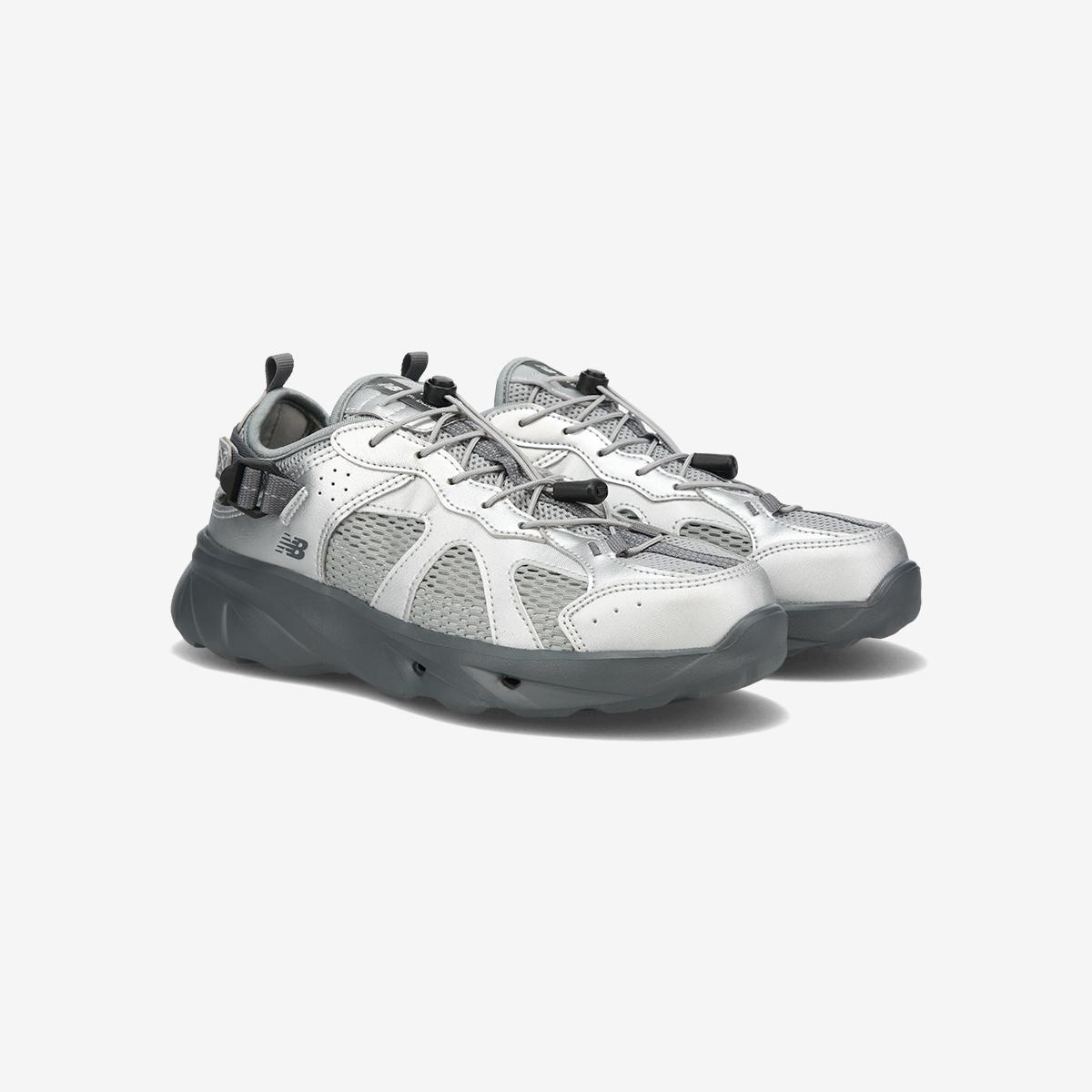 Kave / SD2401BK - Glossy Grey