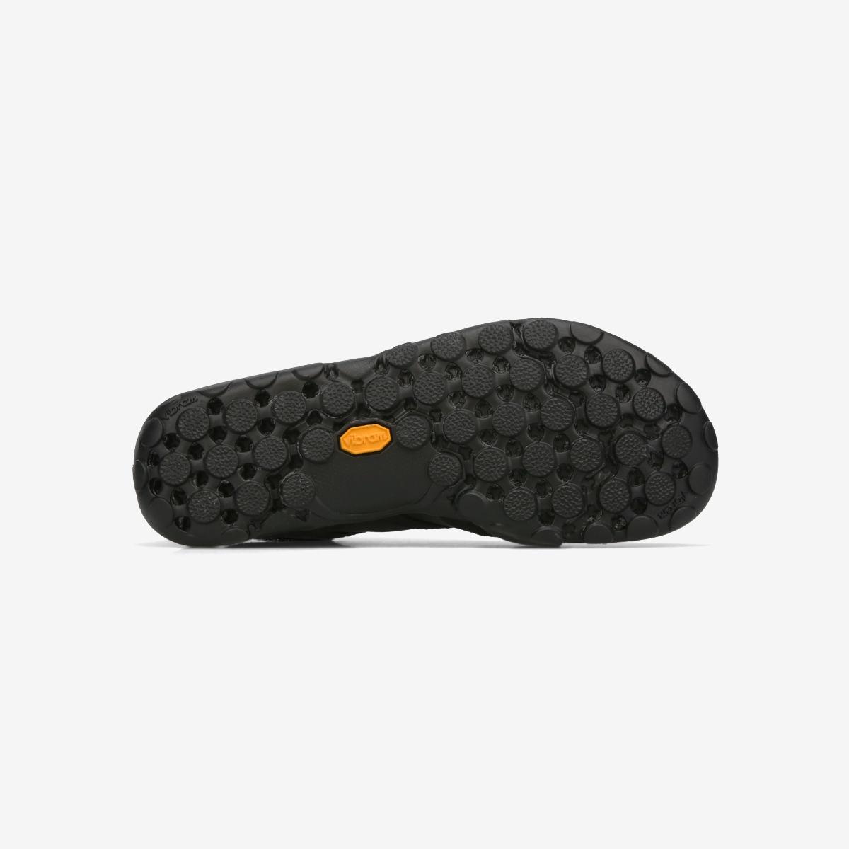 MT10O8SW - Black
