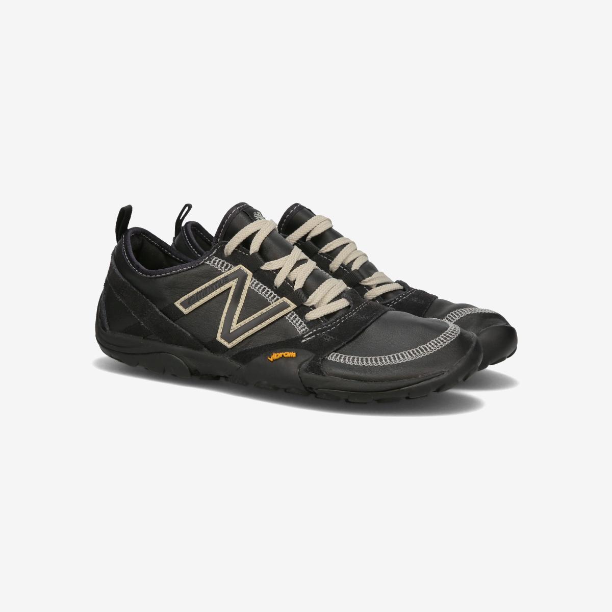 MT10O8SW - Black