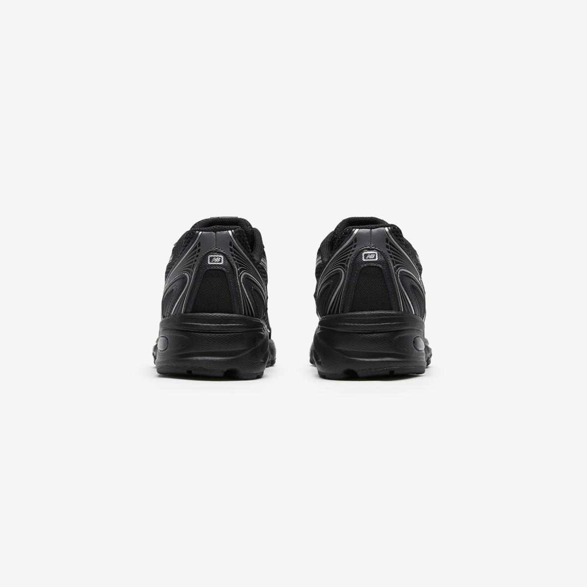 U740BM2 (BLACK SILVER) - Black